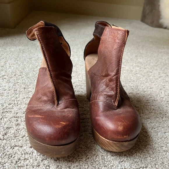 Free People Brown Leather & Suede Clogs, 38 🤎 - Picture 2 of 7